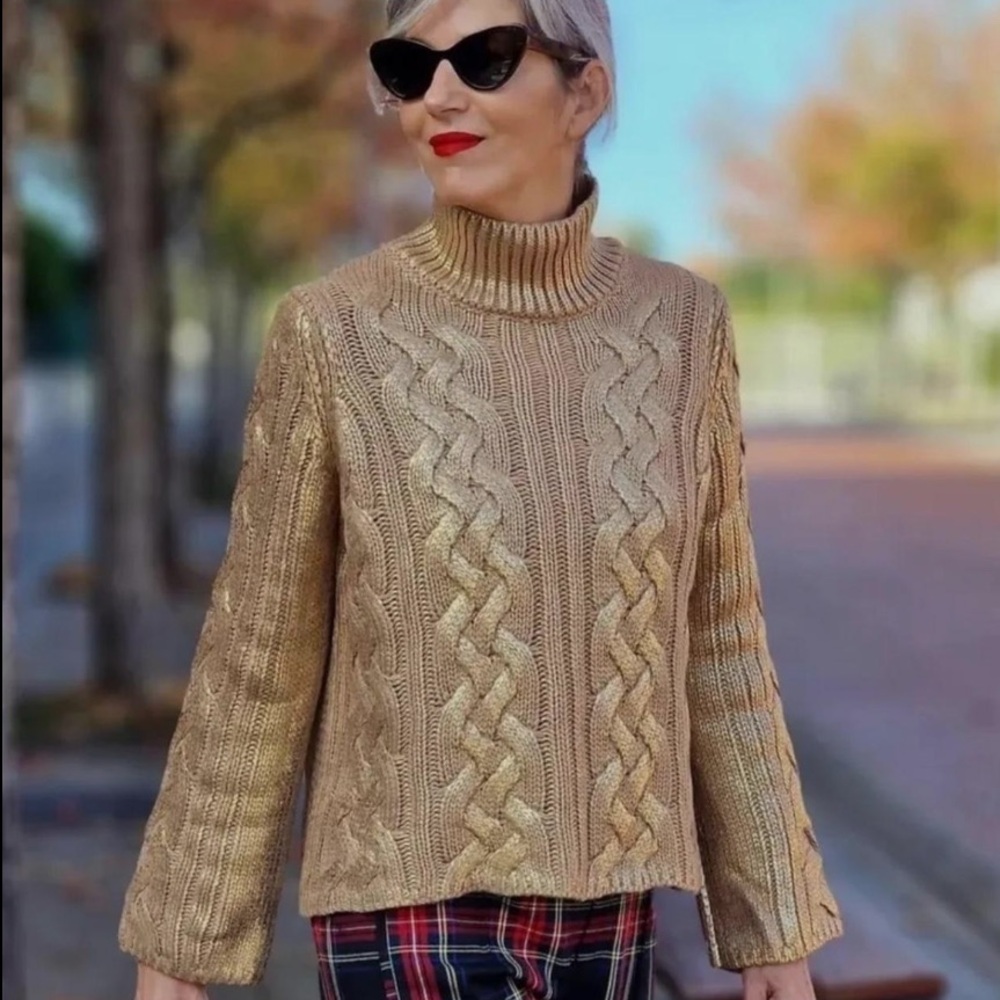 Zara Cable Knit Sweater in Brown